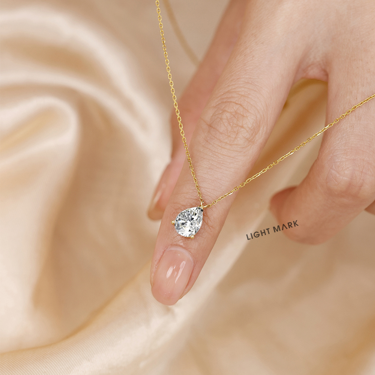 Waterdrop Lab Grown Diamond Solitaire Pendant Necklace in 18k Gold ( 0.5 Ct Tw)