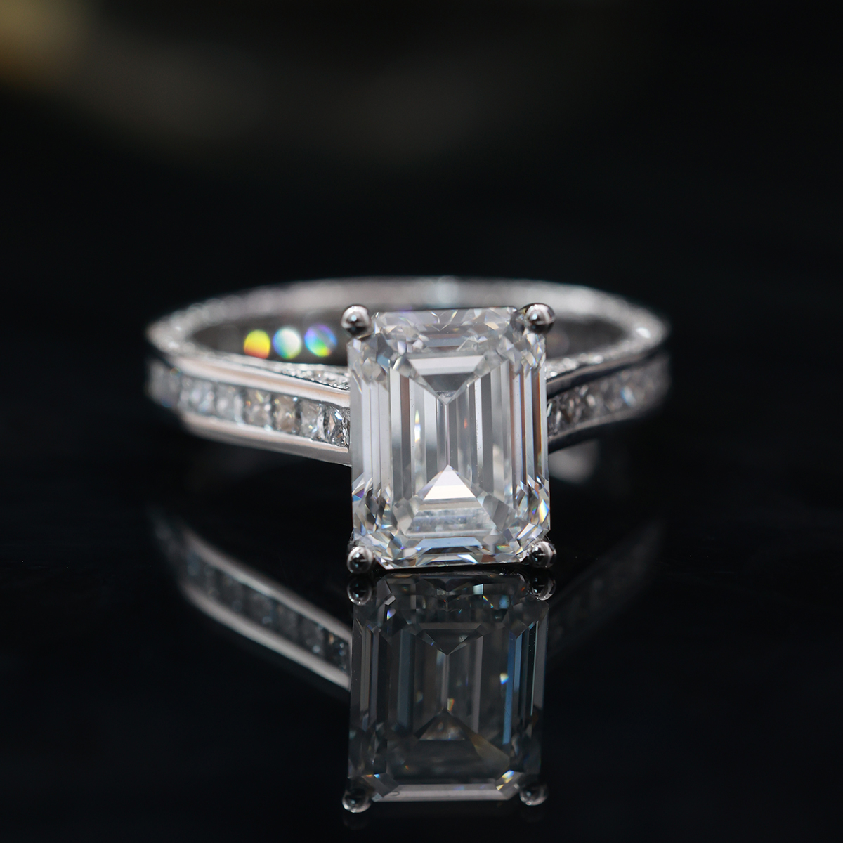 How to Choose the Perfect Lab Grown Emerald Cut Diamond for Your Engagement Ring