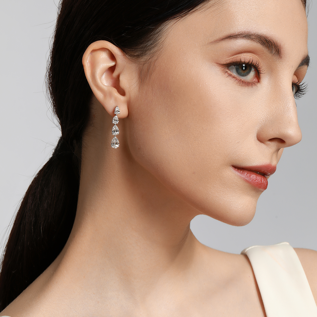 6.7 Total Carat Weight Elegant Pear Cut Lab Grown Diamond Drop Earring In 18k White Gold
