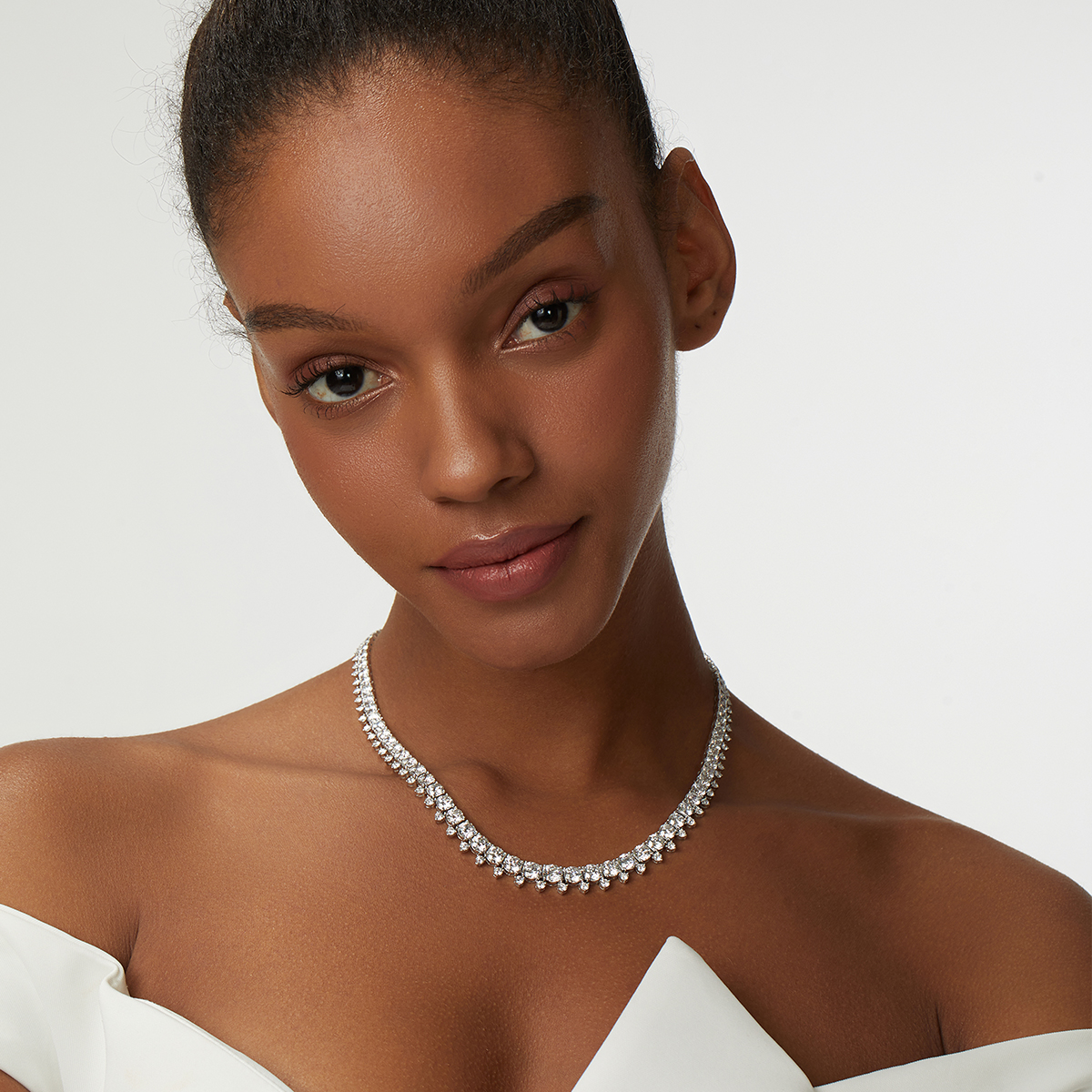 34 Carat Total Weight Graduated Round Cut Lab Grown Diamond Riviera Necklace in 18k White Gold