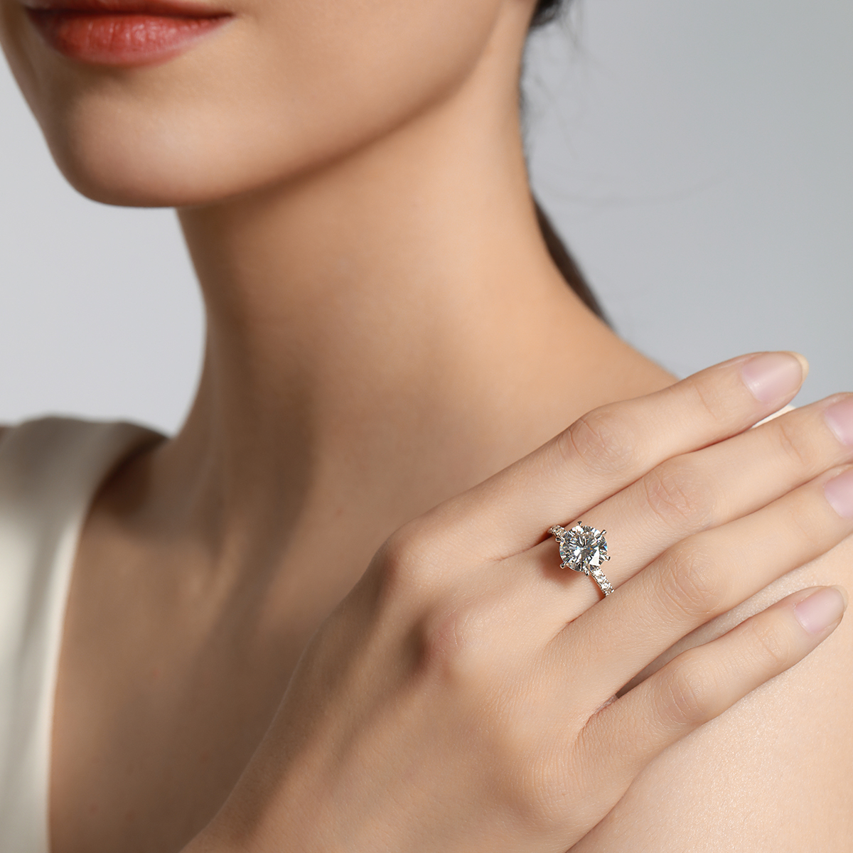 IGI Certificated 3 ct. Round Cut Lab Grown Diamond Engagement Ring In 18k White Gold (3.5 Ct. Tw)