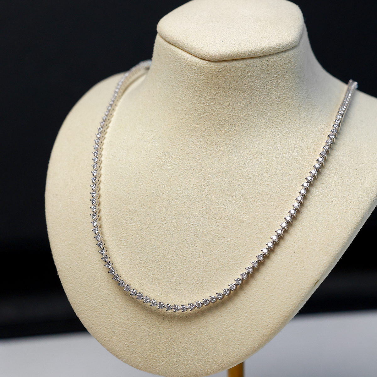 4.4 Carat Total Weight Brilliant Round Cut Lab Grown Diamond Tennis Necklace in 18k White Gold