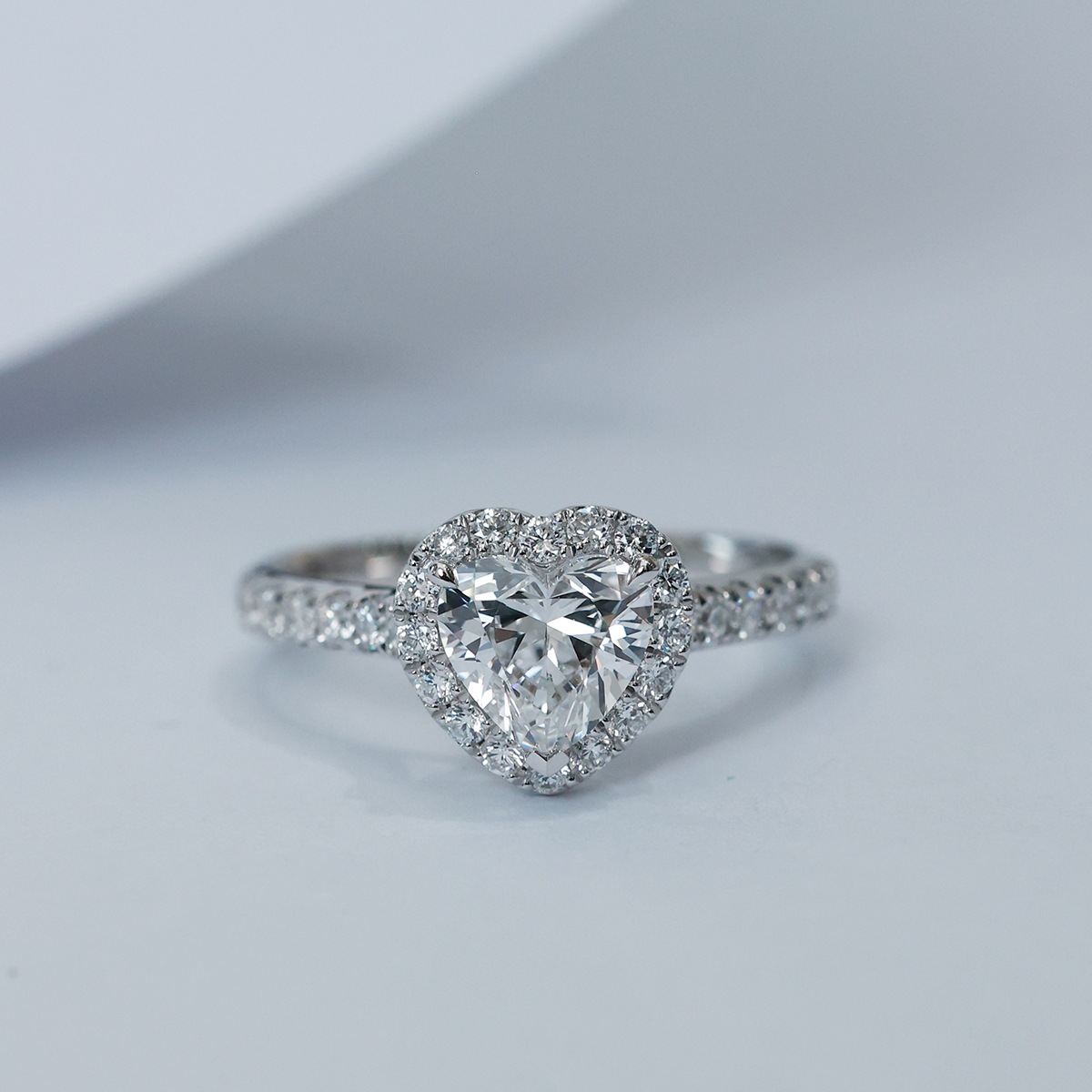 IGI Certificated 1 Carat Heart Cut Lab Grown Diamond Engagement Ring in 18k White Gold (1.3 Ct. Tw)