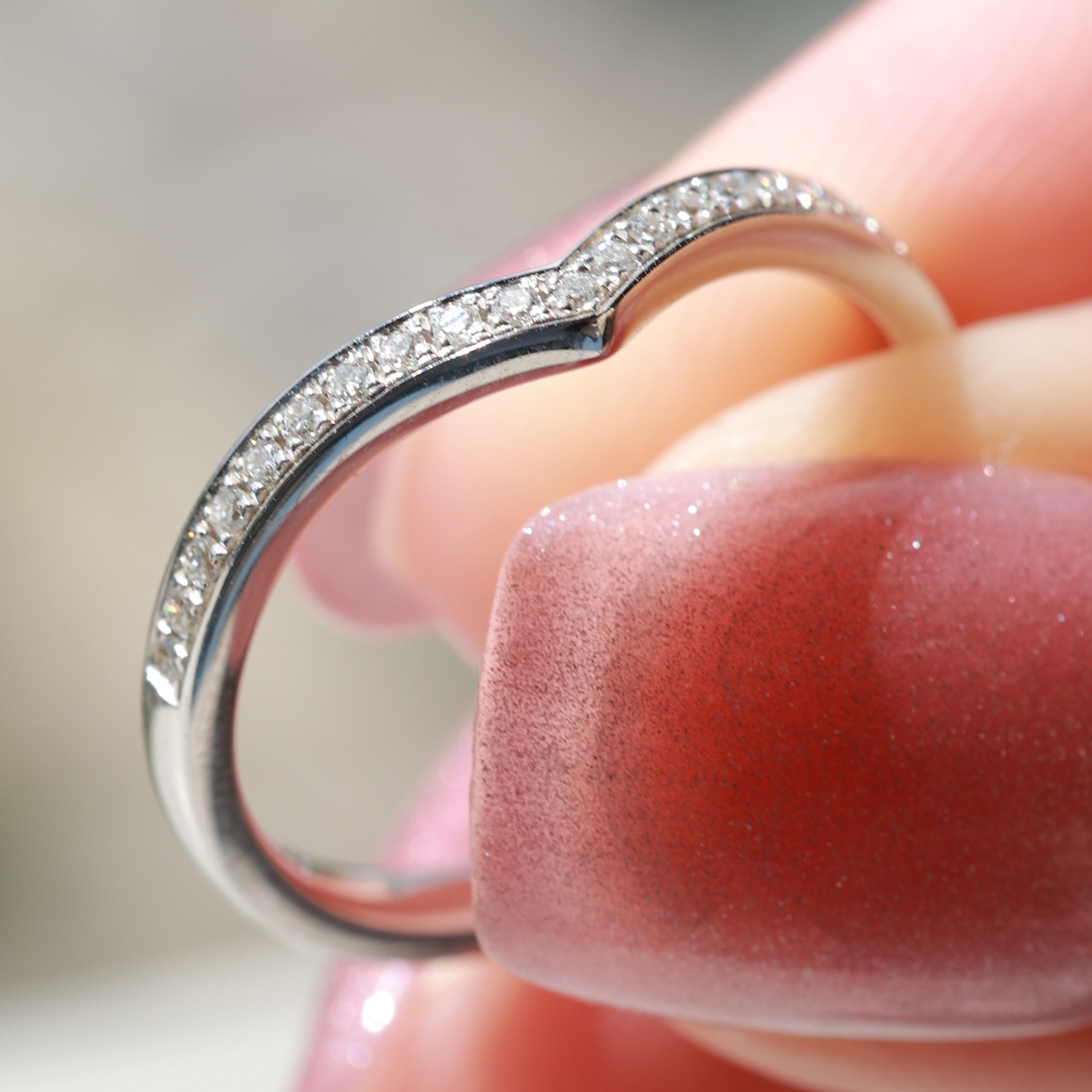 V Shape Channel Set Lab Grown Diamond Wedding Ring ( 0.1 Ct Tw)