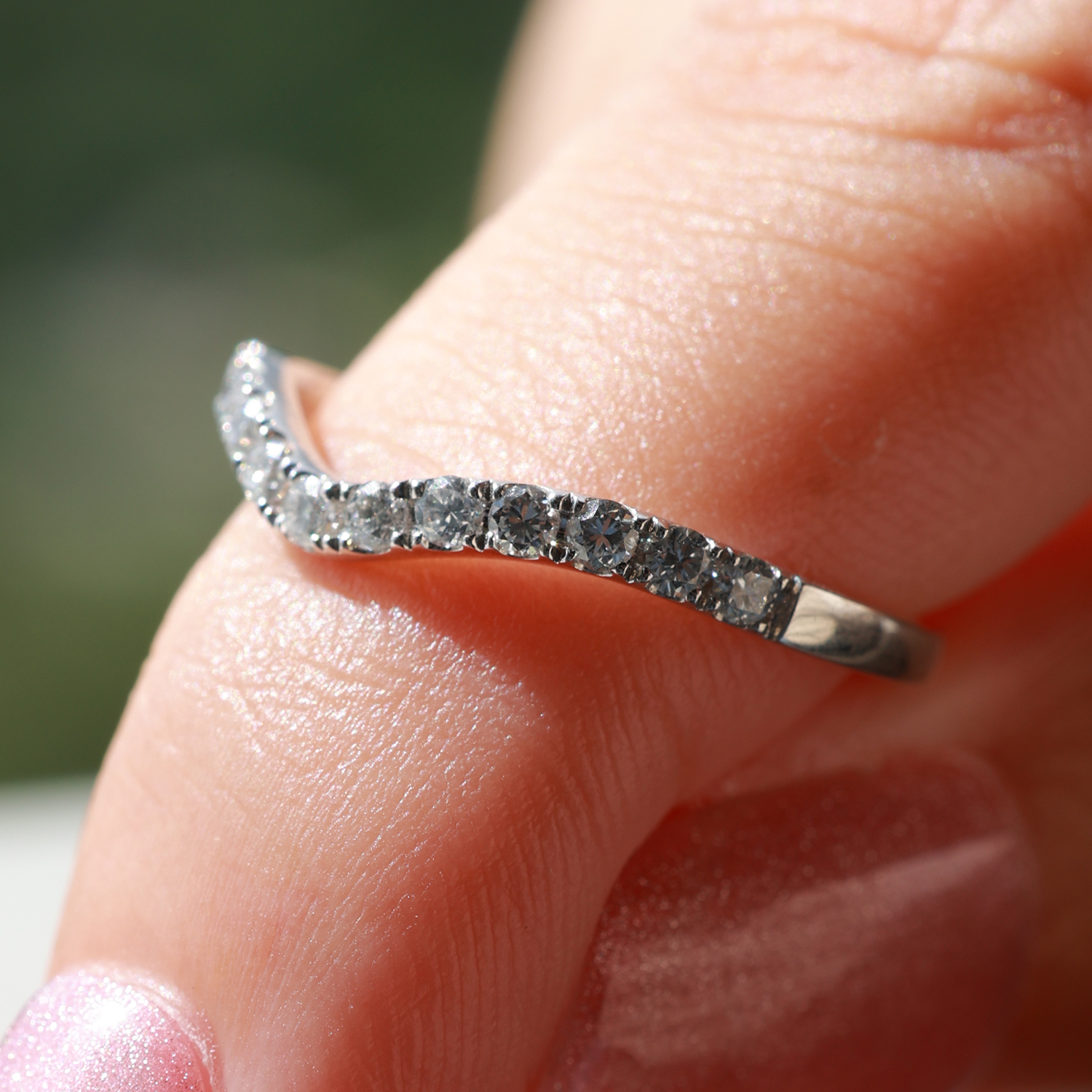 Petite Curved Stackable Lab Grown Diamond Ring(0.3 Ct Tw)