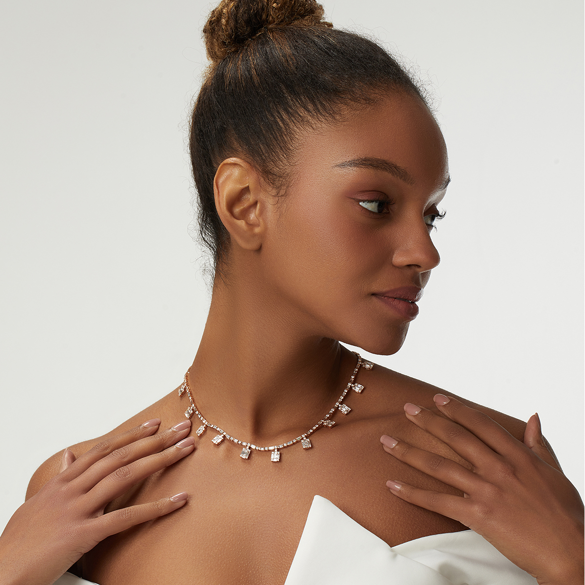 The Evolution of Diamond Necklaces in Weddings