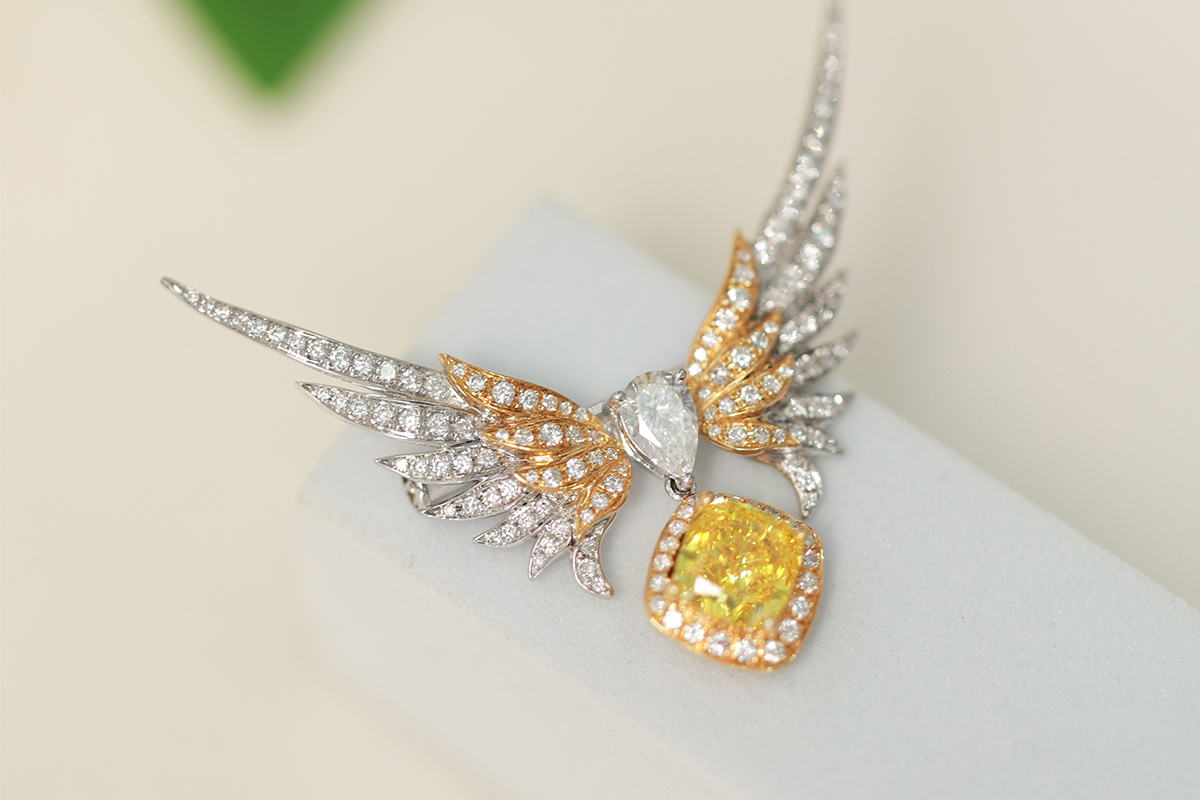 Beyond the Lapel: Creative Ways to Wear Diamond Brooches for Maximum Impact