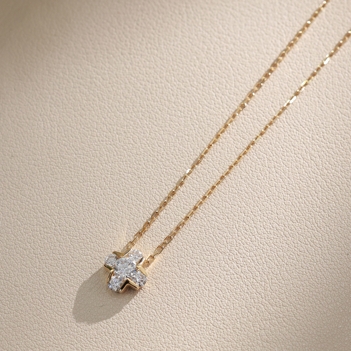 0.7 carat total weight brilliant round cut lab grown diamond Cross Pendant necklace in 18 rose gold