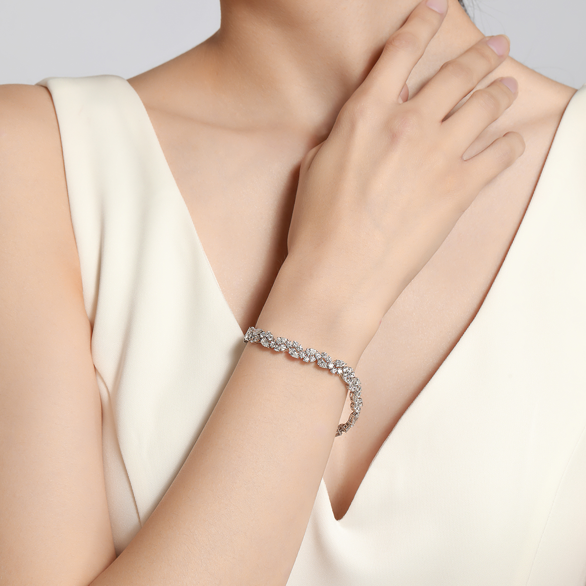 9 Ct. Tw. Fancy Mix Shape Lab Grown Diamond Bracelet In 18k White Gold 