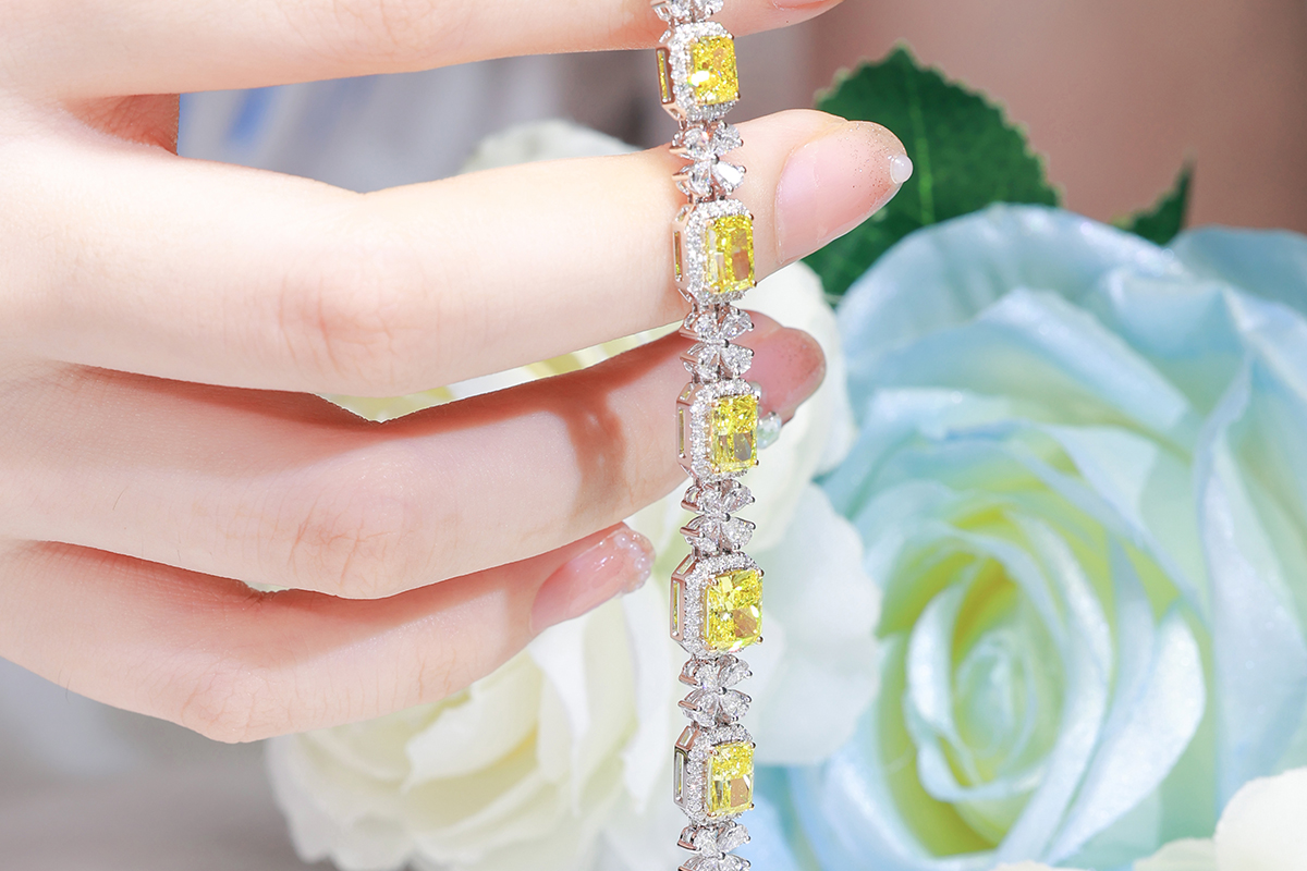 How to Choose the Perfect Diamond Jewelry for After-Party Dresses
