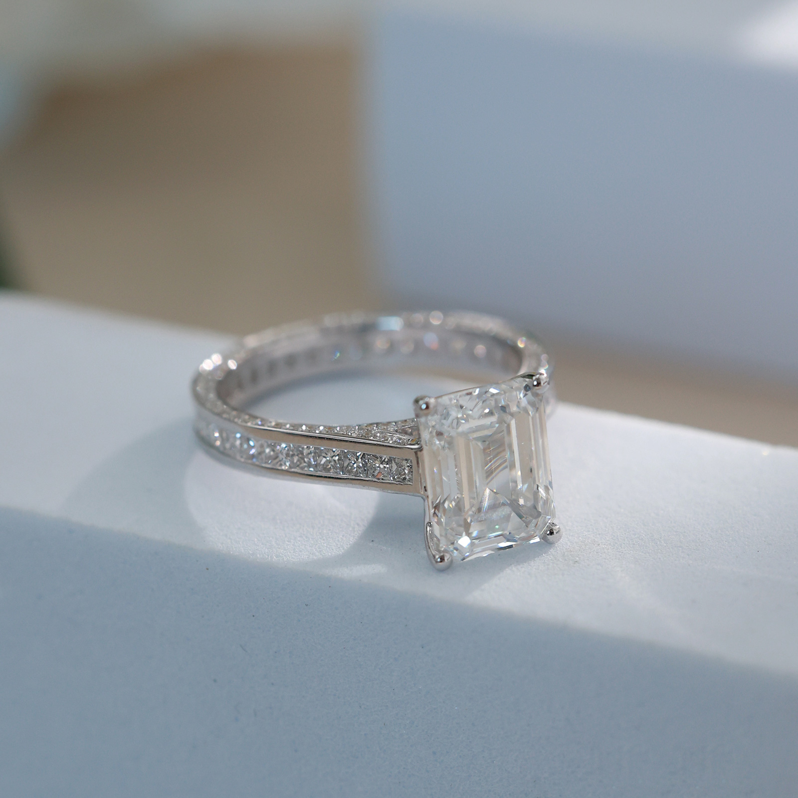 IGI Certificated 3 Ct. Oval Cut Three Stone Lab Grown Diamond Engagement Ring (4.9 Ct. tw.)