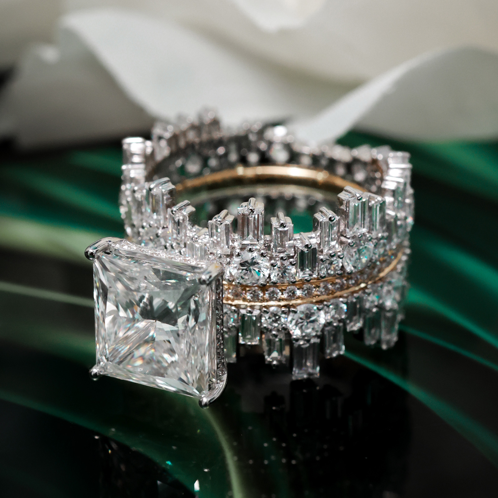 4 Carat Center Stone High Luxury Princess Cut Lab Grown Diamond Modern Engagement Ring (8.5 Ct Tw)-Light Mark