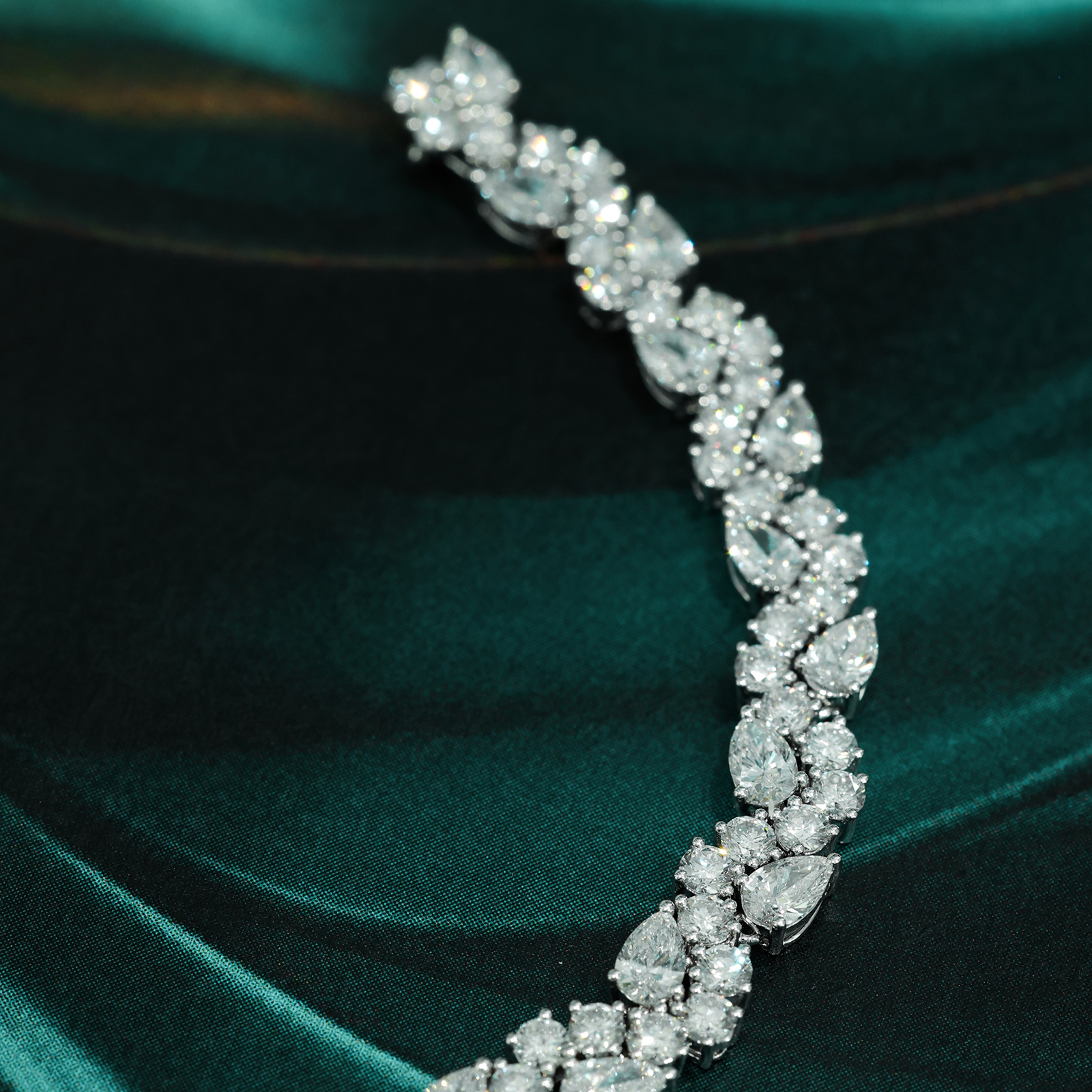 LMBW0002  9 Ct. Tw. Fancy Mix Shape Lab Grown Diamond Bracelet In 18k White Gold 