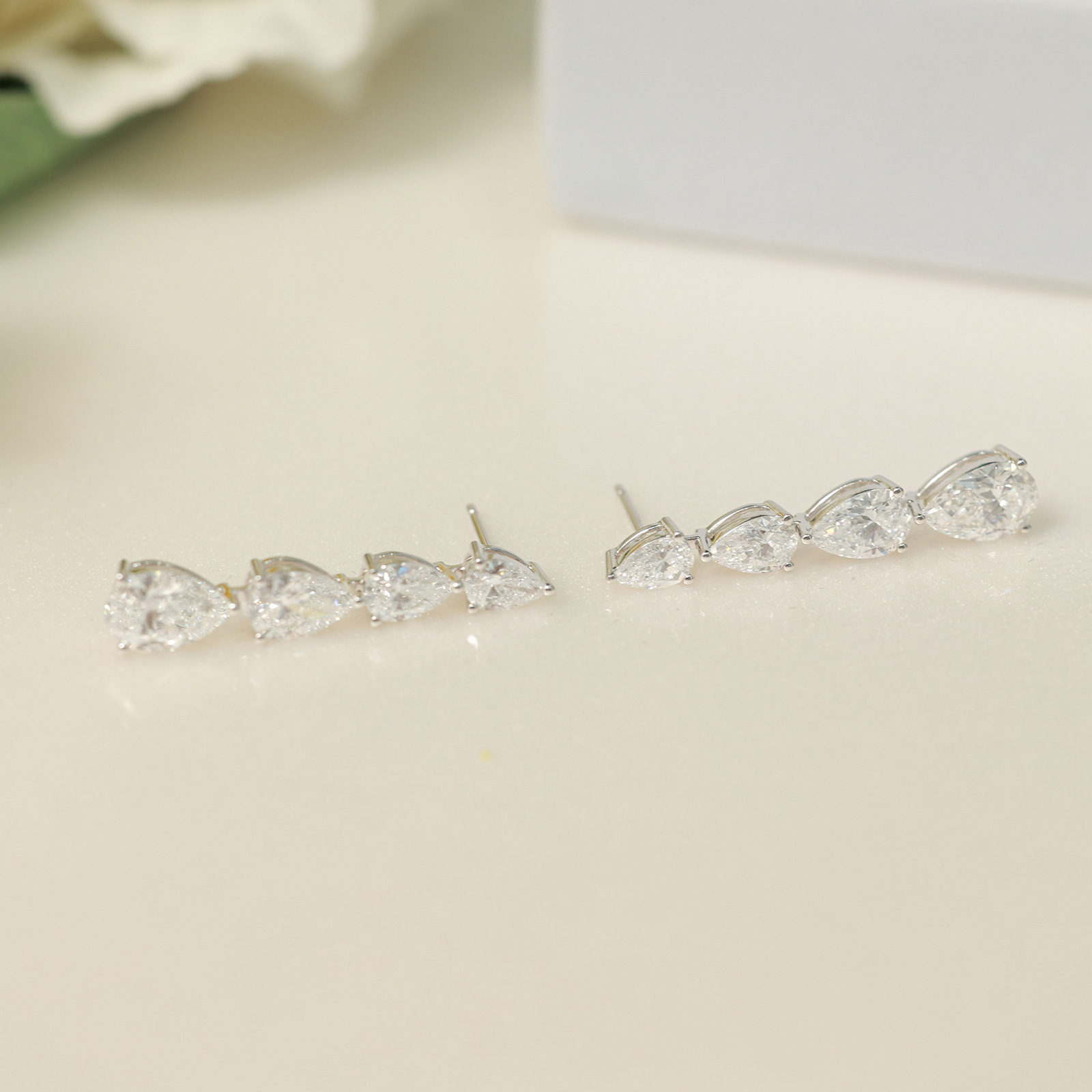 LMEW0001  IGI Certificated Elegant Pear Cut Lab Grown Diamond Drop Earring (6.7 ct. tw.) 