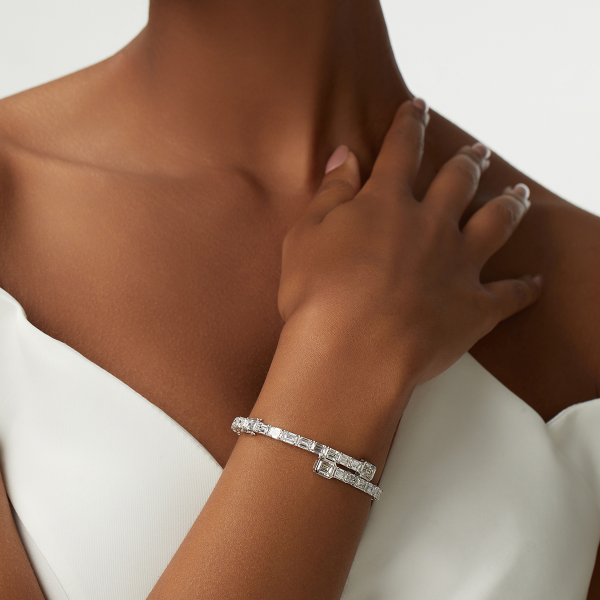 18 Carat Total Weight Statement Emerald Cut Lab Grown Diamond Overlap Bangle Bracelet-Light Mark