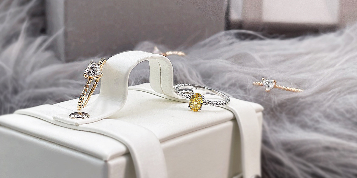 Matching Diamonds with Urban and Street Style Outfits