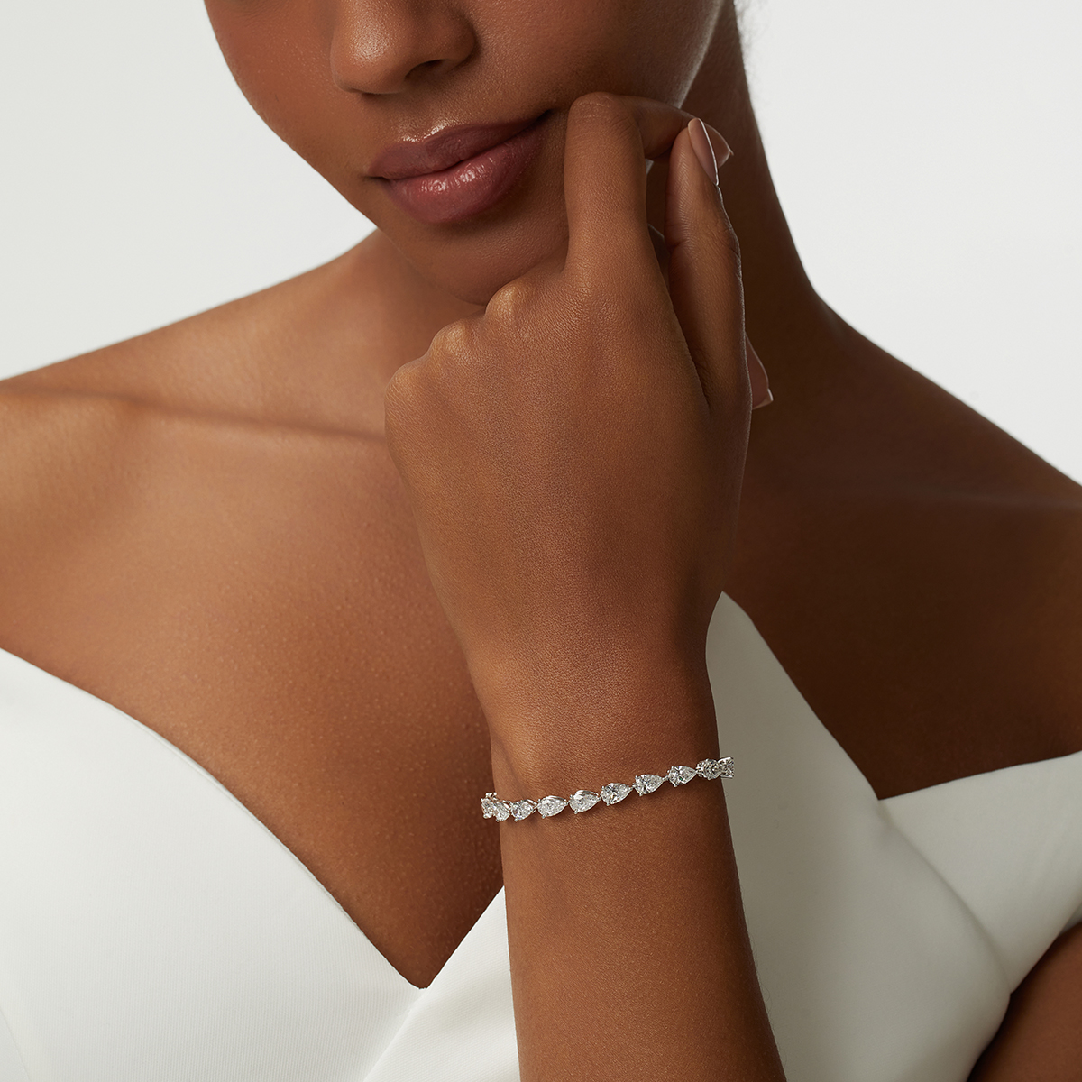 9.8 Carat Total Weight Pear Cut Lab Grown Diamond Tennis Bracelet in 18k White Gold