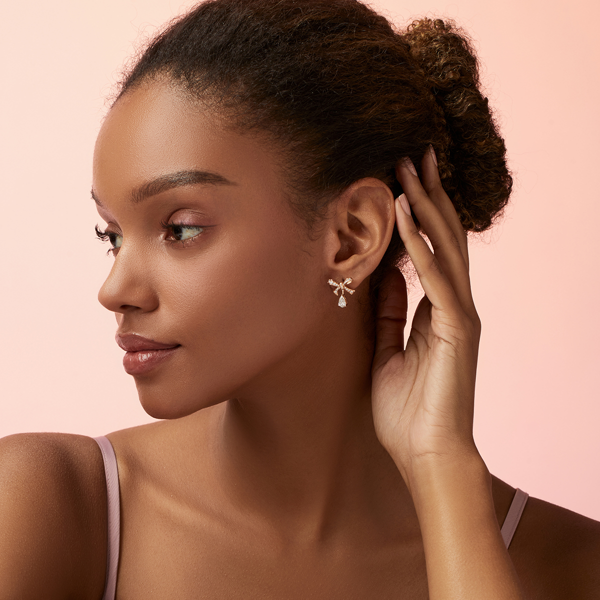 1.2 Carat Total Elegant Diamond Ribbon Bow with Pear Cut Drop Diamond Stud Earring in 18k Rose Gold 