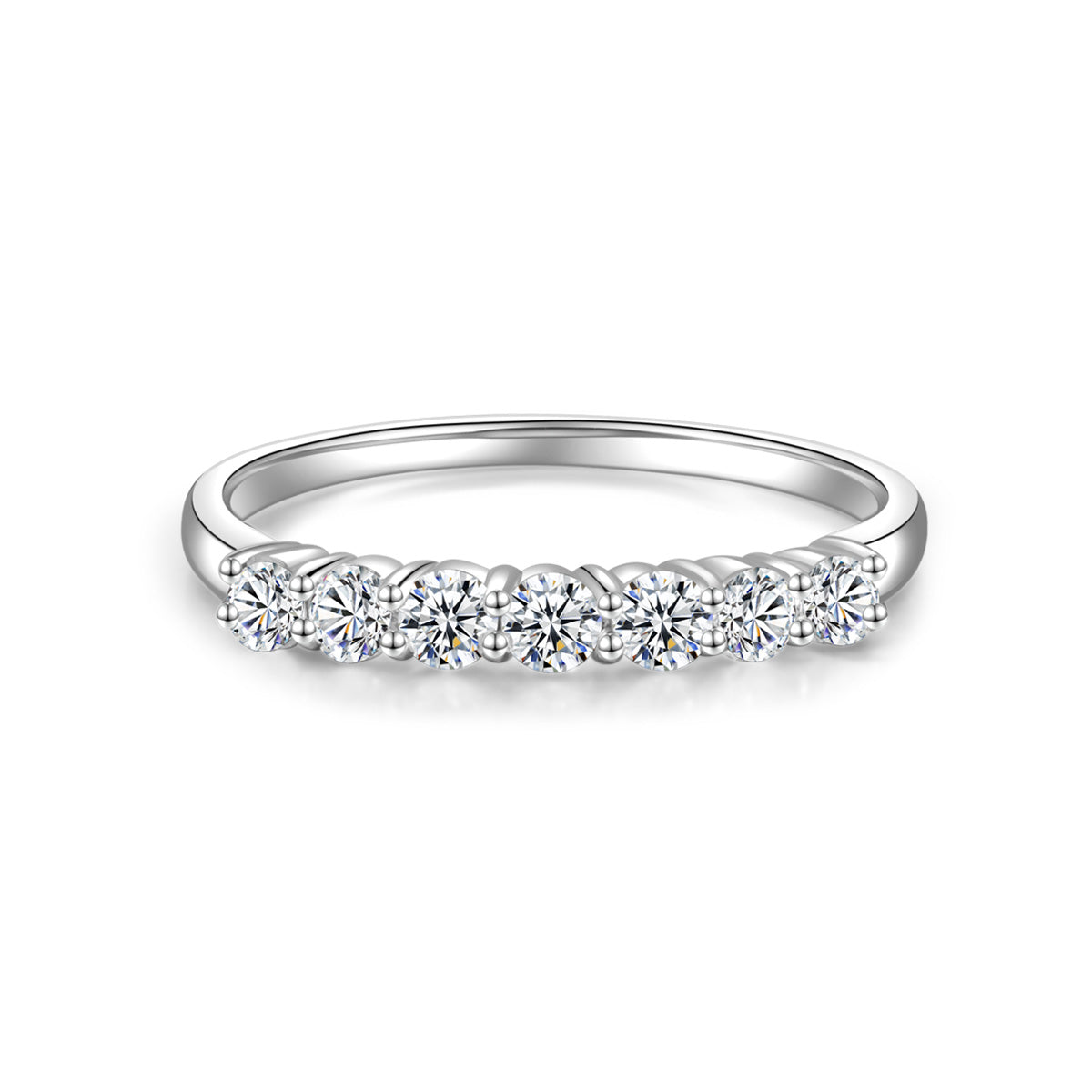7 Stone Round Cut Lab Grown Diamond Ring in 18k Gold( 0.3 Ct Tw)