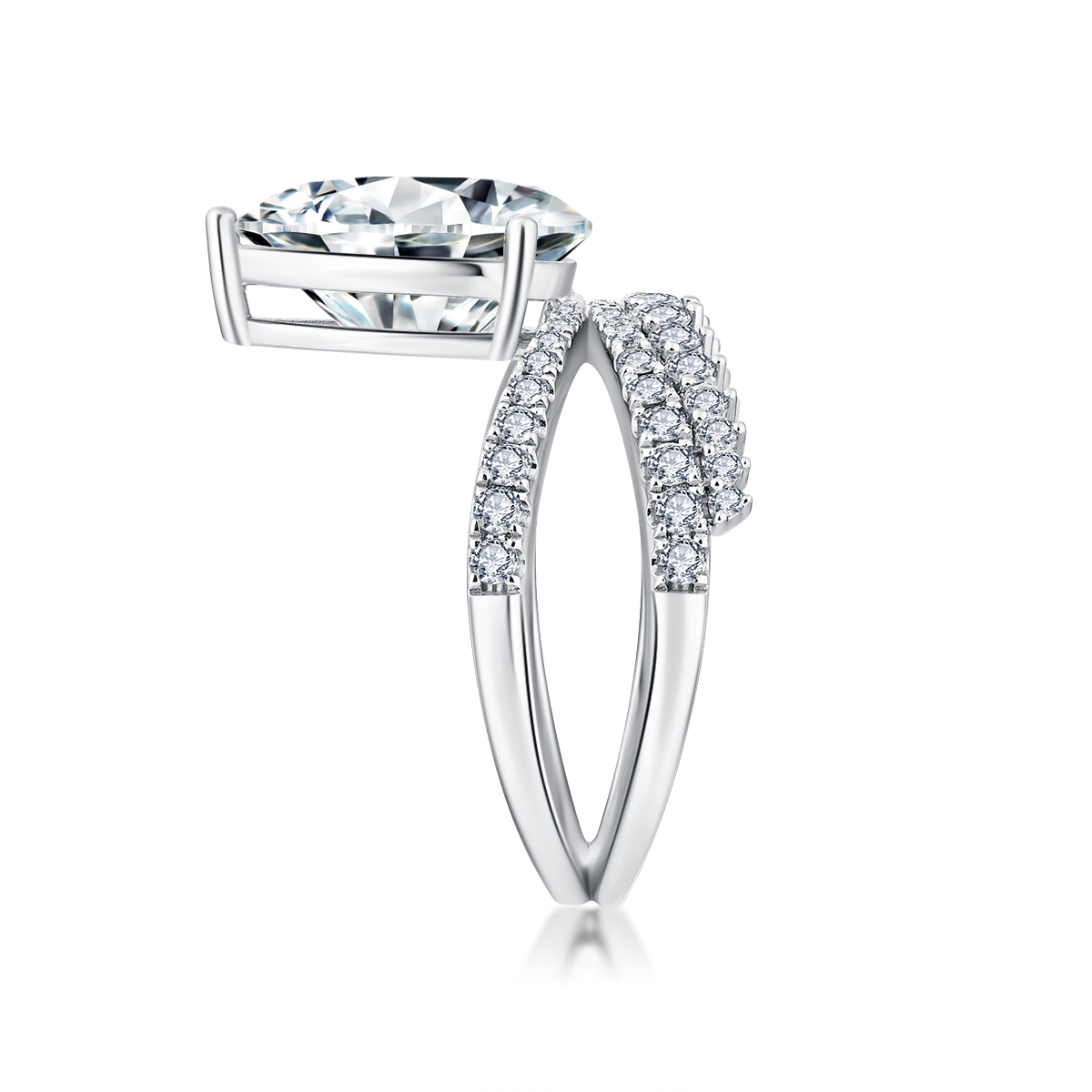 2.5 Carat Center Stone Pear Cut Lab Grown Diamond Split Shank Engagement Ring(3.1 Ct Tw)