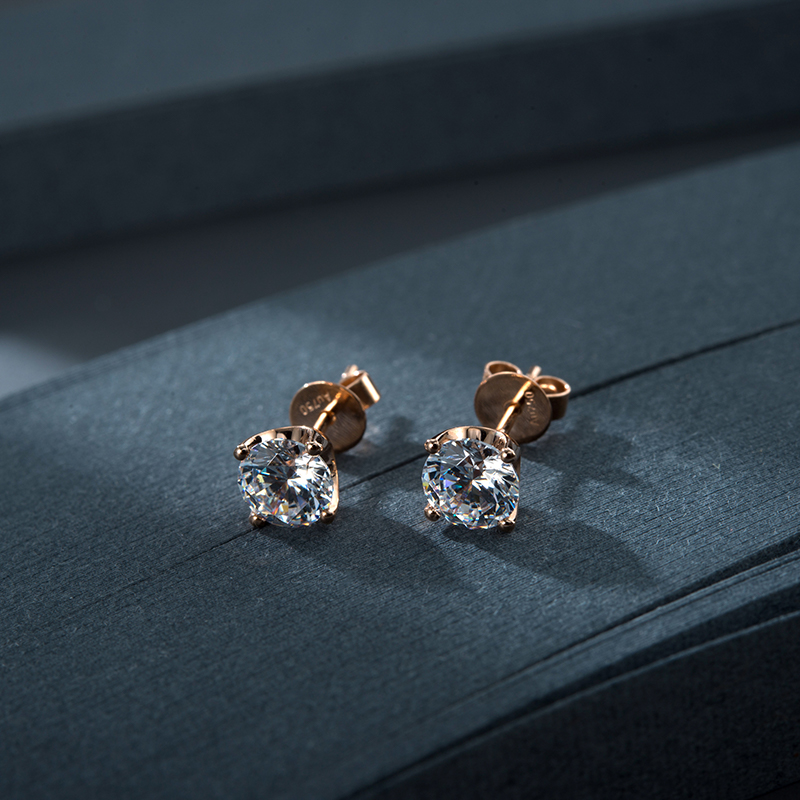 4 Prong Brilliant Round Cut Lab Grown Diamond Stud Earrings in 18k Gold  ( 1 Ct Tw)