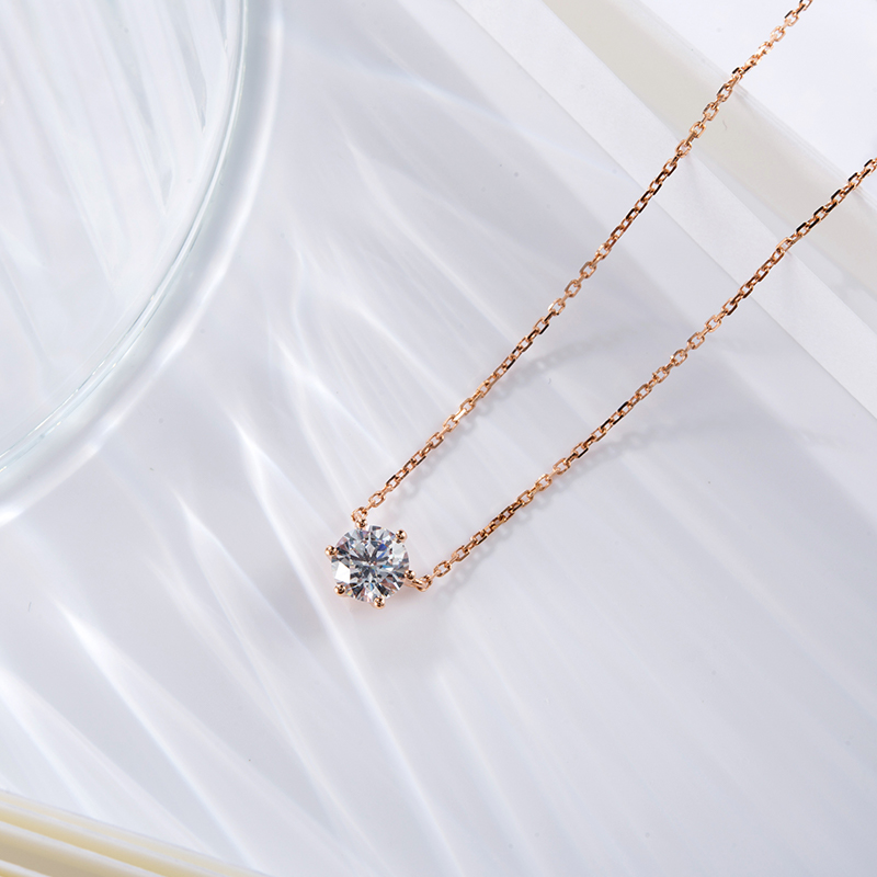 6 Prong Brilliant Round Cut Lab Grown Diamonpendant Necklace in 18k Gold (1 Ct Tw)