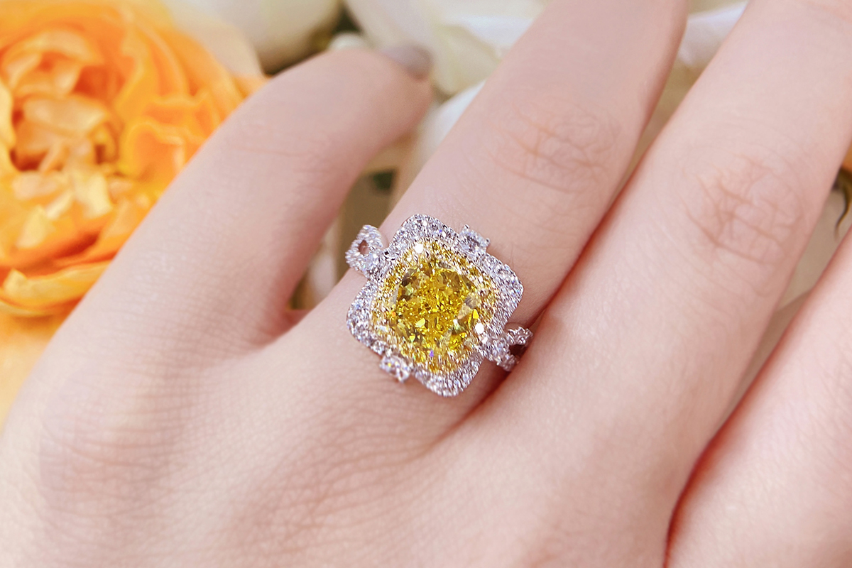 Secretly Get Their Ring Size: Creative Ways for a Surprise Proposal