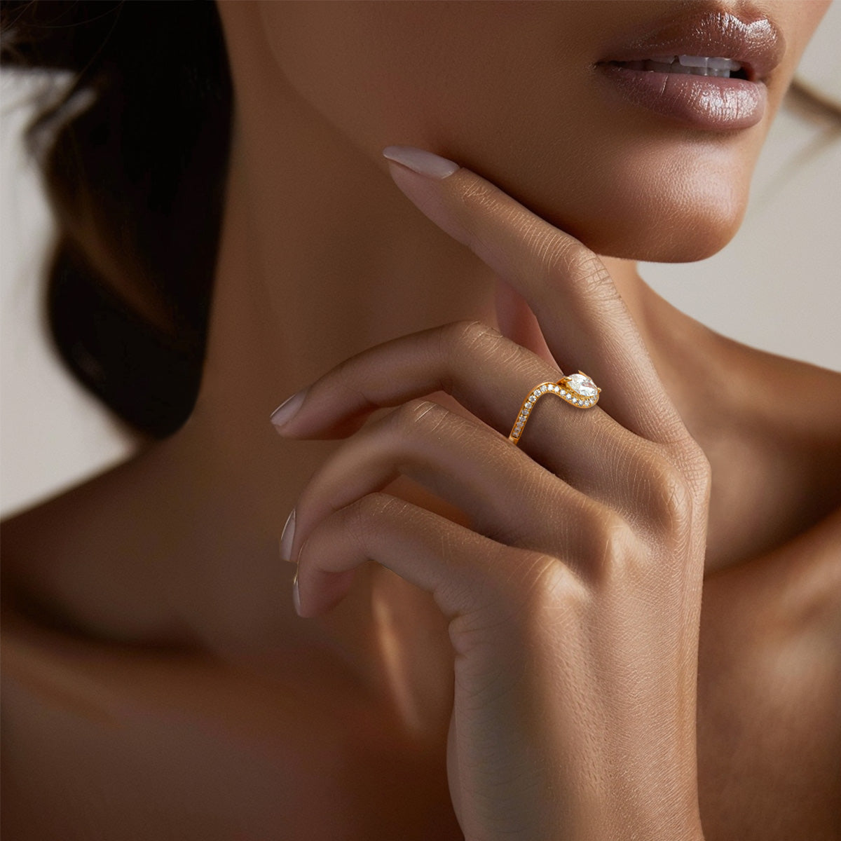 0.4 Carat Center Marquise Cut Lab Grown Diamond  Curved  Ring in 18k Yellow gold (1.6 Ct Tw), VS, D-E