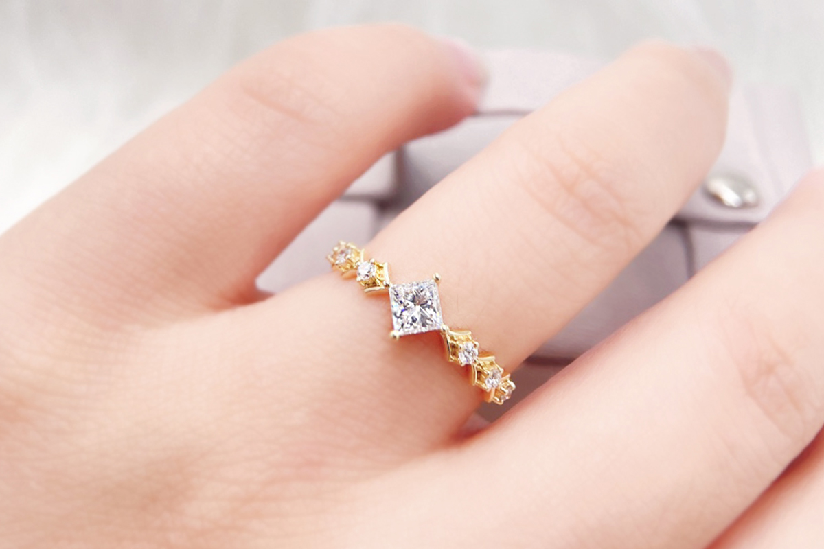 Shining Success: Effortlessly Chic Summer Outfits with Diamonds