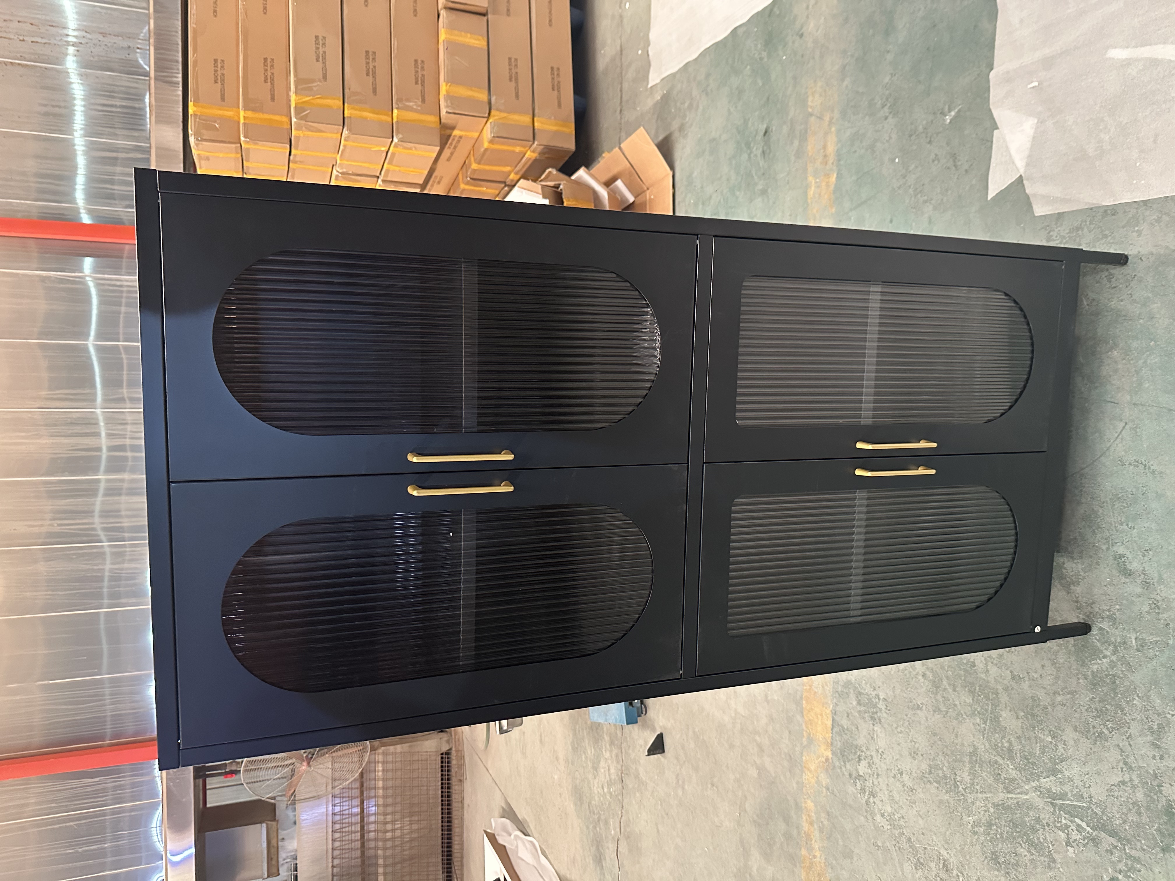 Quad glass center cabinet black/white四开上下玻中柜黑/白