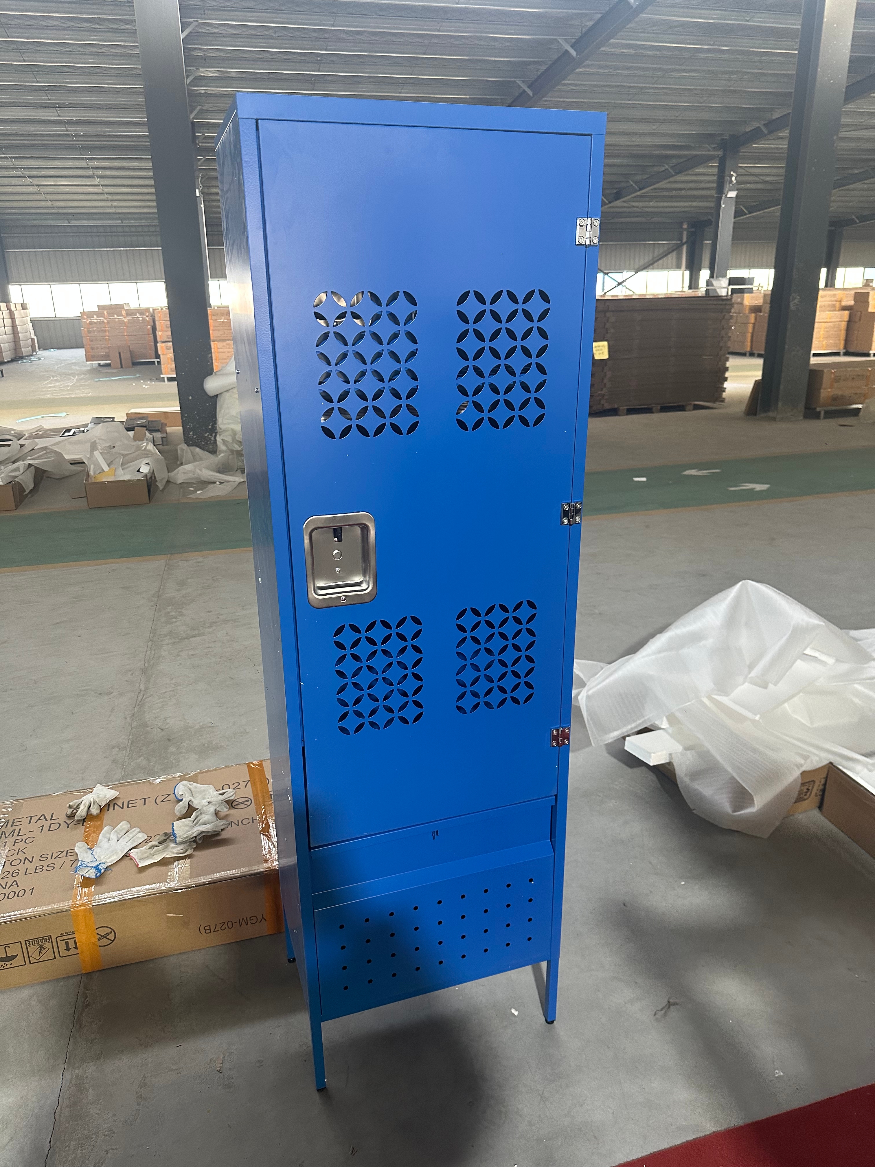 Single door sports locker单门运动更衣柜