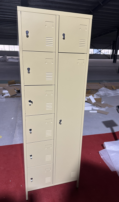 Seven small a door locker七小一大门更衣柜