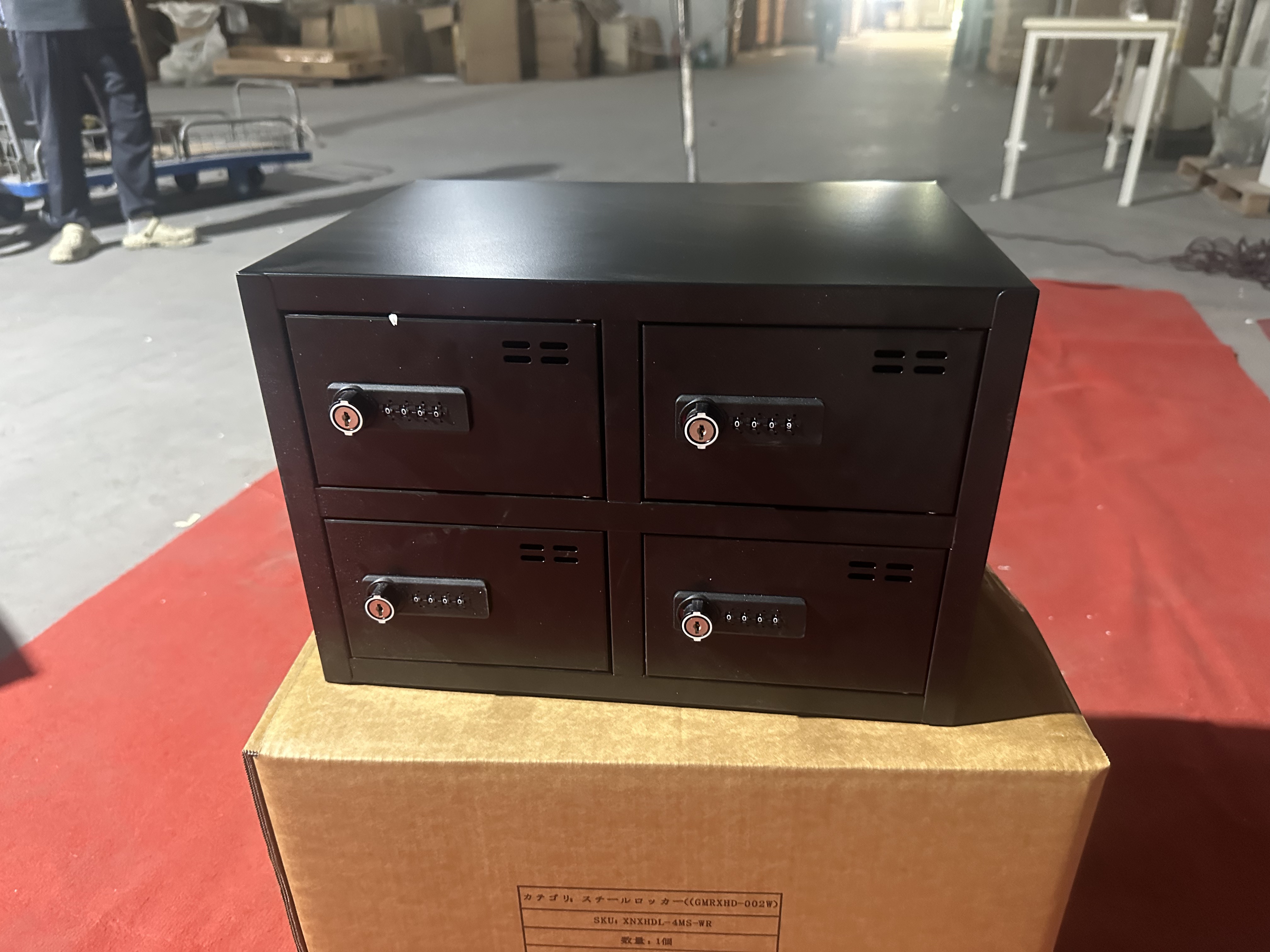 Password lock storage cabinet 密码锁收纳柜黑/白日