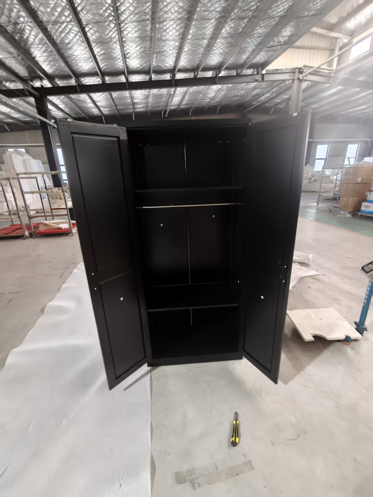 Glued-panel modular wardrobe拼接压型衣柜 欧