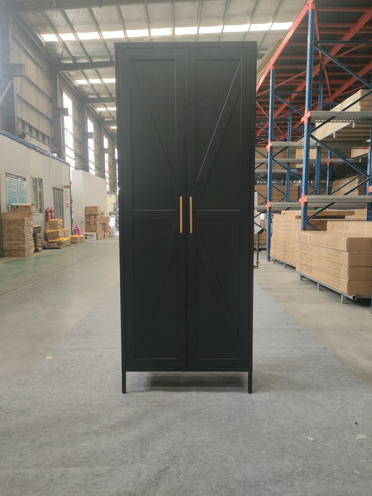 Pressure locker with open door压型对开门更衣柜