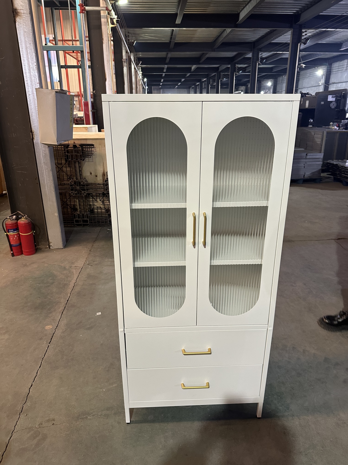 Split the top glass and the bottom two draw the middle cabinet black/white对开上玻下二抽中柜黑/白