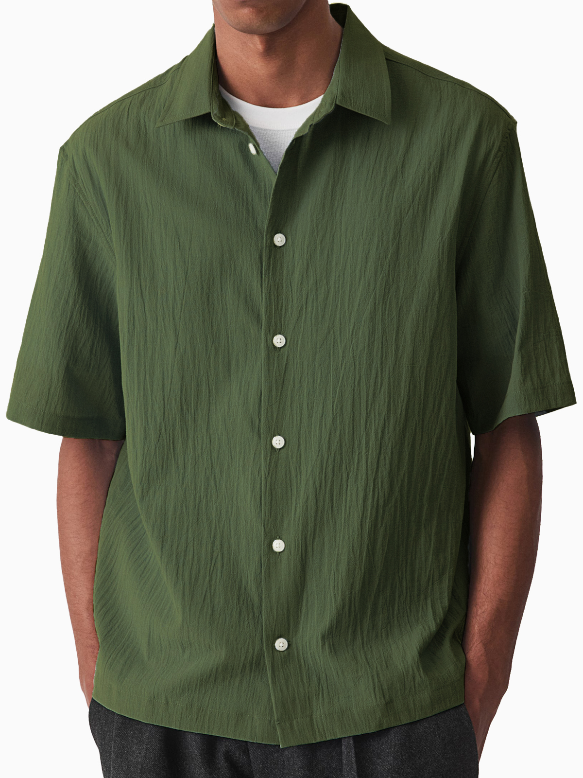 Men's Comfortable Pleated Casual Short-sleeved Basic Shirt