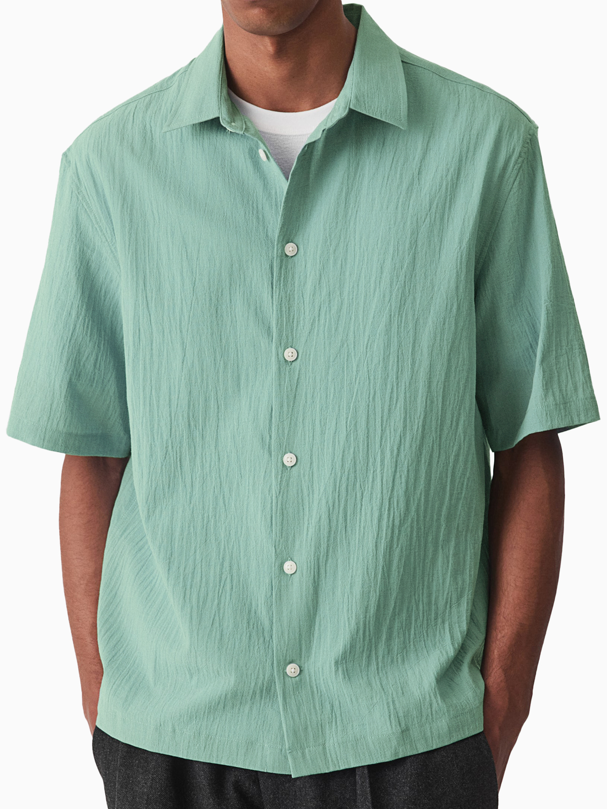 Men's Comfortable Pleated Casual Short-sleeved Basic Shirt