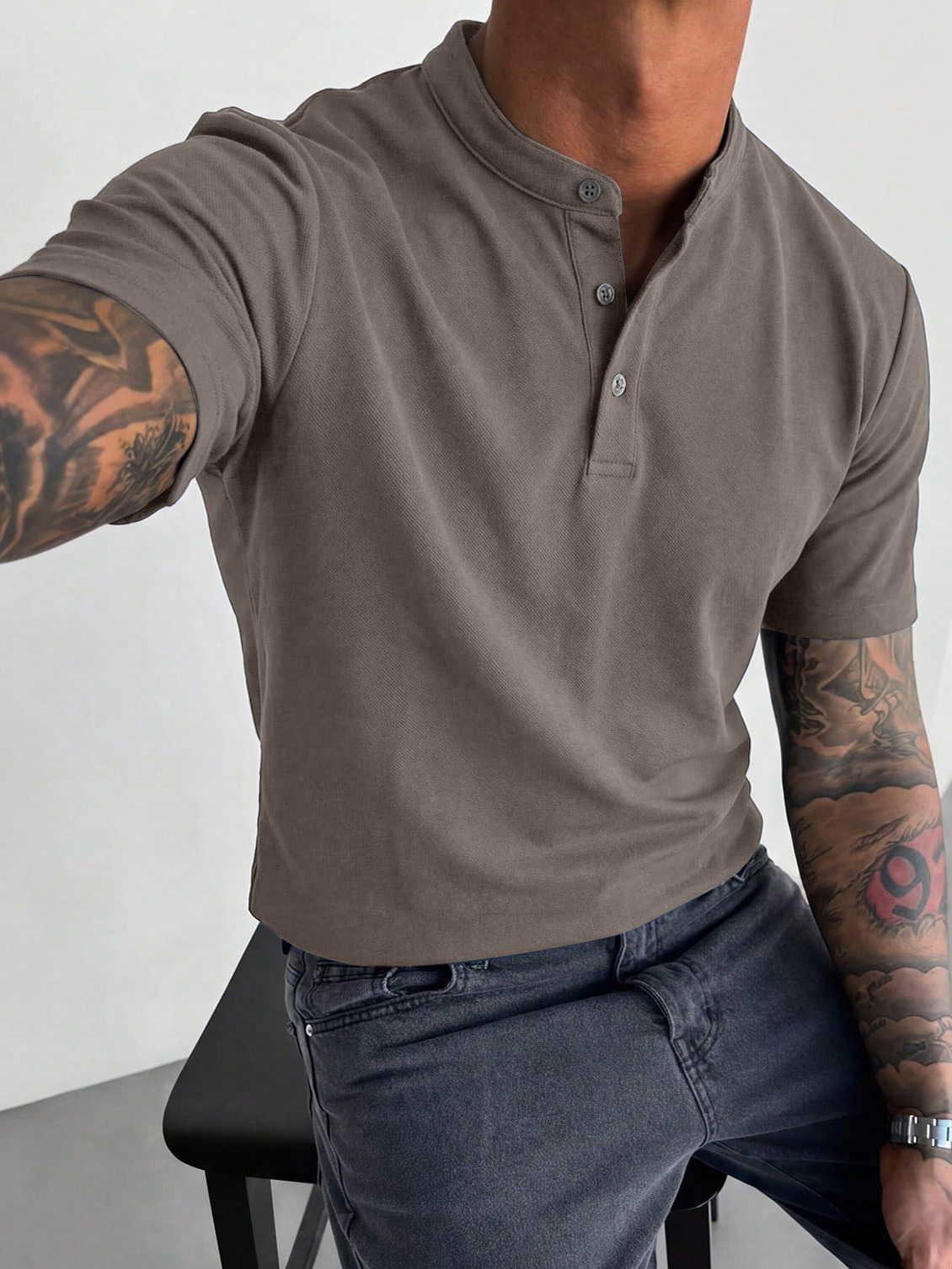 Men's Casual Short-Sleeve Henley Shirt