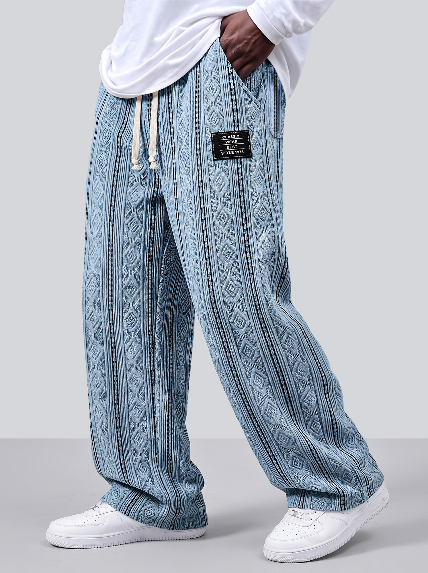 Men's Comfortable Casual Trousers with Textured Jacquard and Embroidered Logo