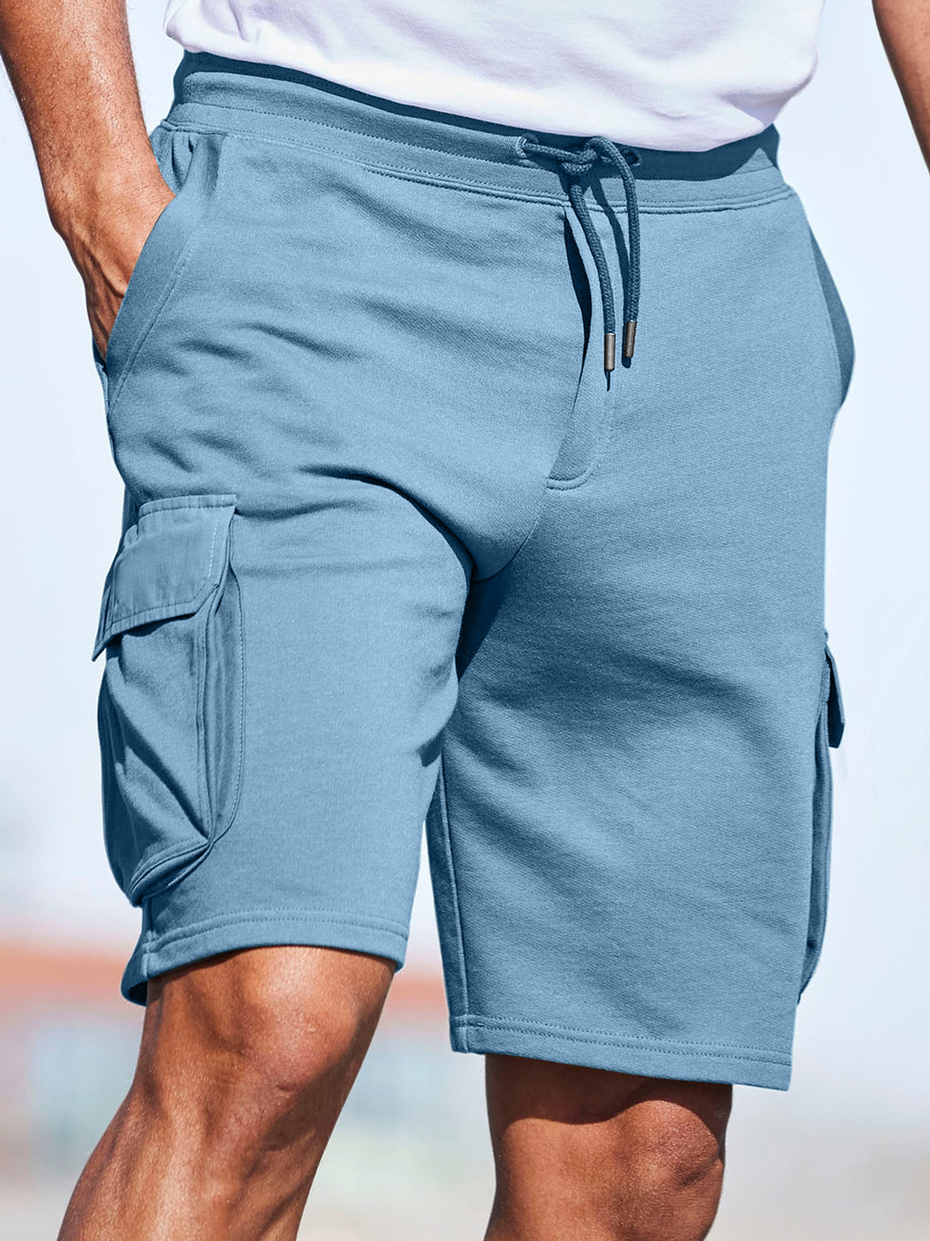 Men's Everyday Multi-Pocket Drawstring Solid Color Comfort Shorts