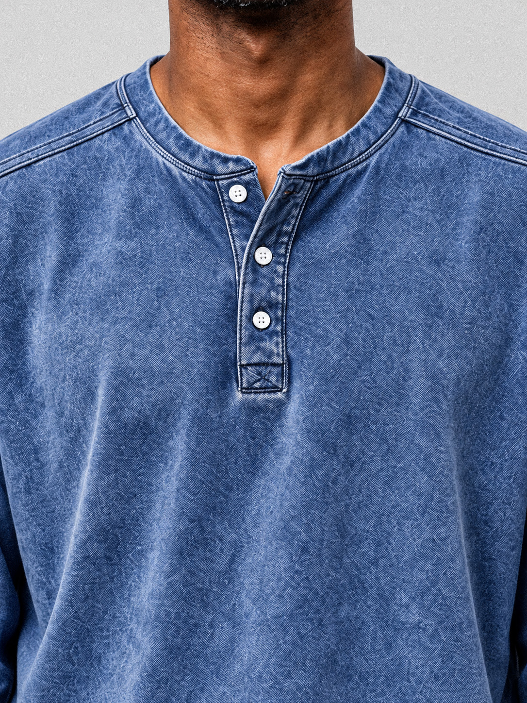 Men’s Vintage-Washed Relaxed-Fit Henley Long-Sleeve Tee