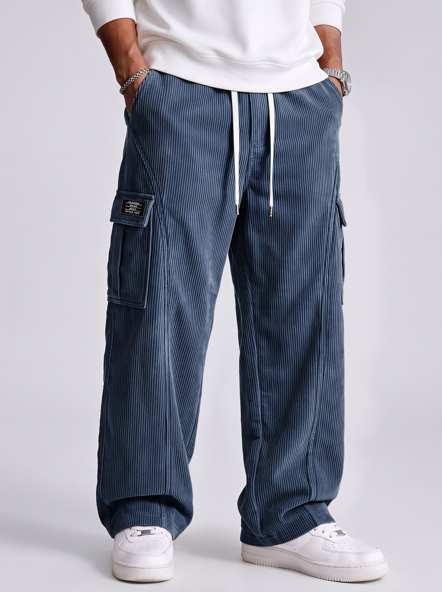 Men's Corduroy-Paneled Casual Cargo Pants with Contrast Stitching and Multiple Pockets