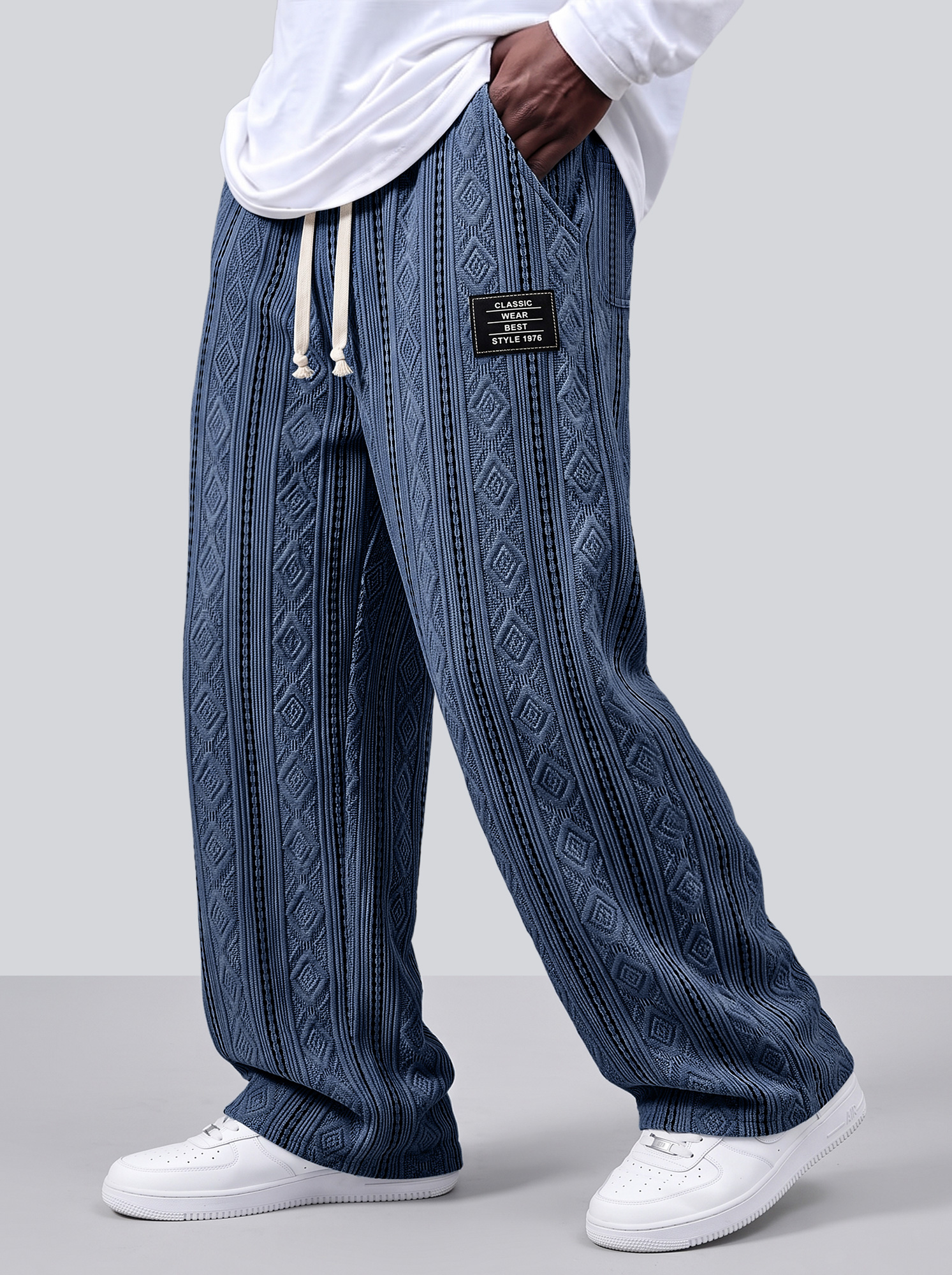 Men's Comfortable Casual Trousers with Textured Jacquard and Embroidered Logo