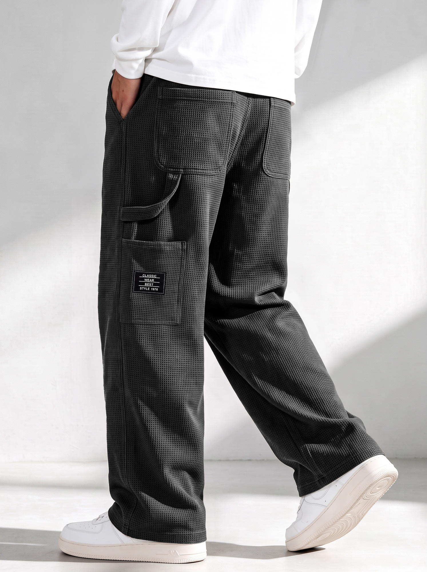 Men's Waffle-Knit Casual Cargo Pants with Multi-Pockets and Embroidered Logo