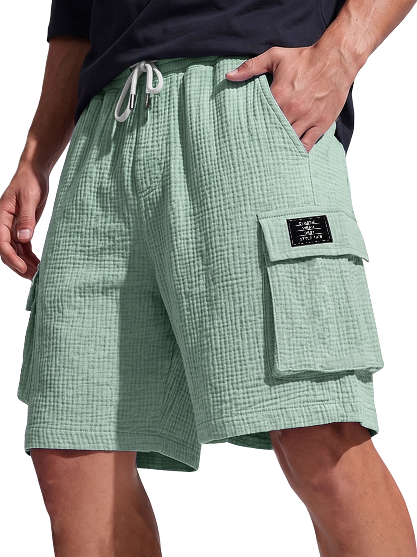 Men's Casual Multi-Pocket Cargo Shorts with Textured Pleats and Embroidered Logo