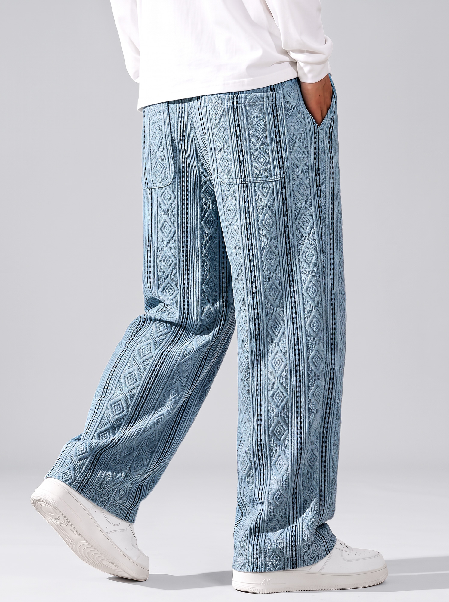Men's Comfortable Casual Trousers with Textured Jacquard and Embroidered Logo