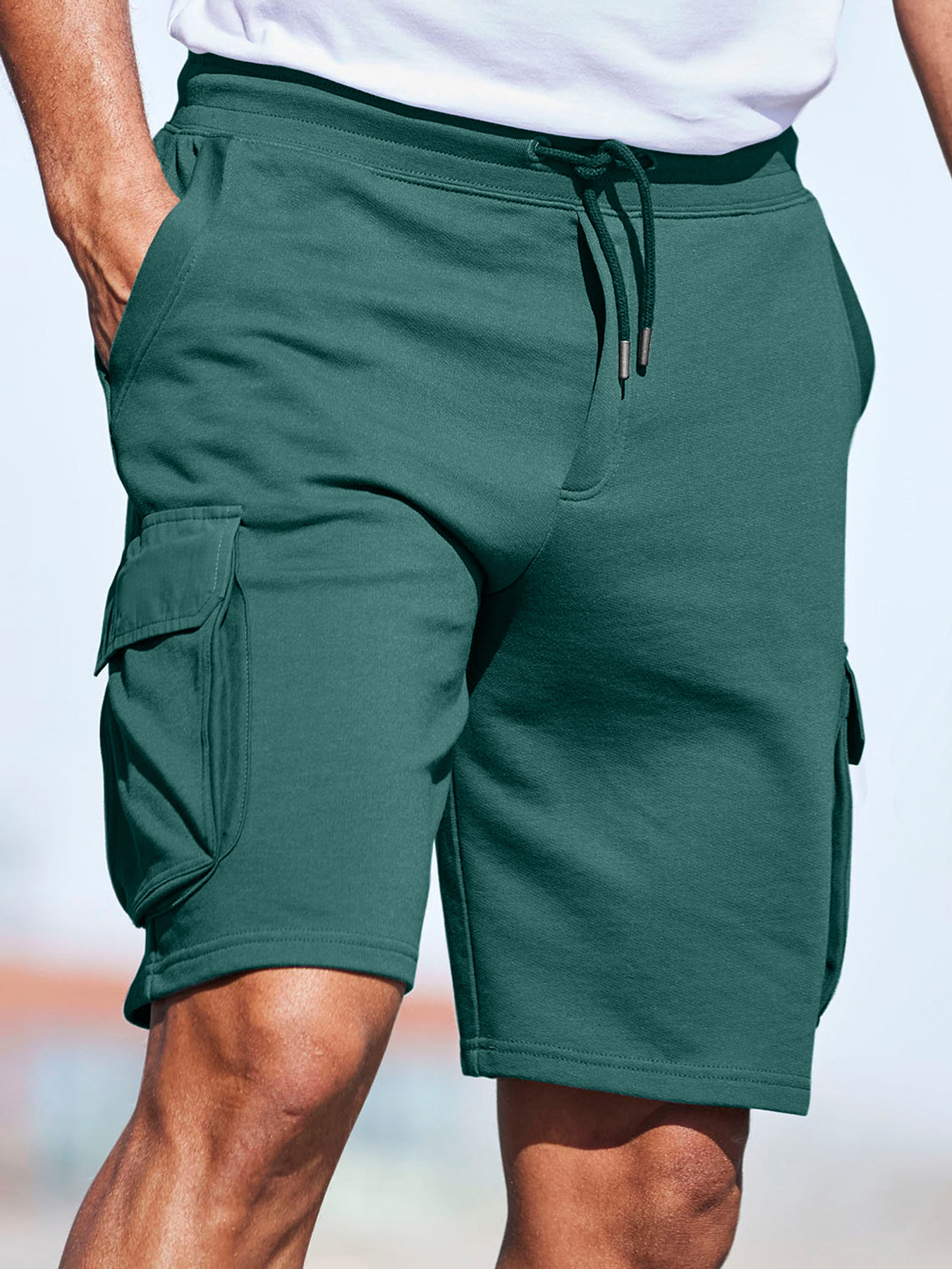 Men's Everyday Multi-Pocket Drawstring Solid Color Comfort Shorts