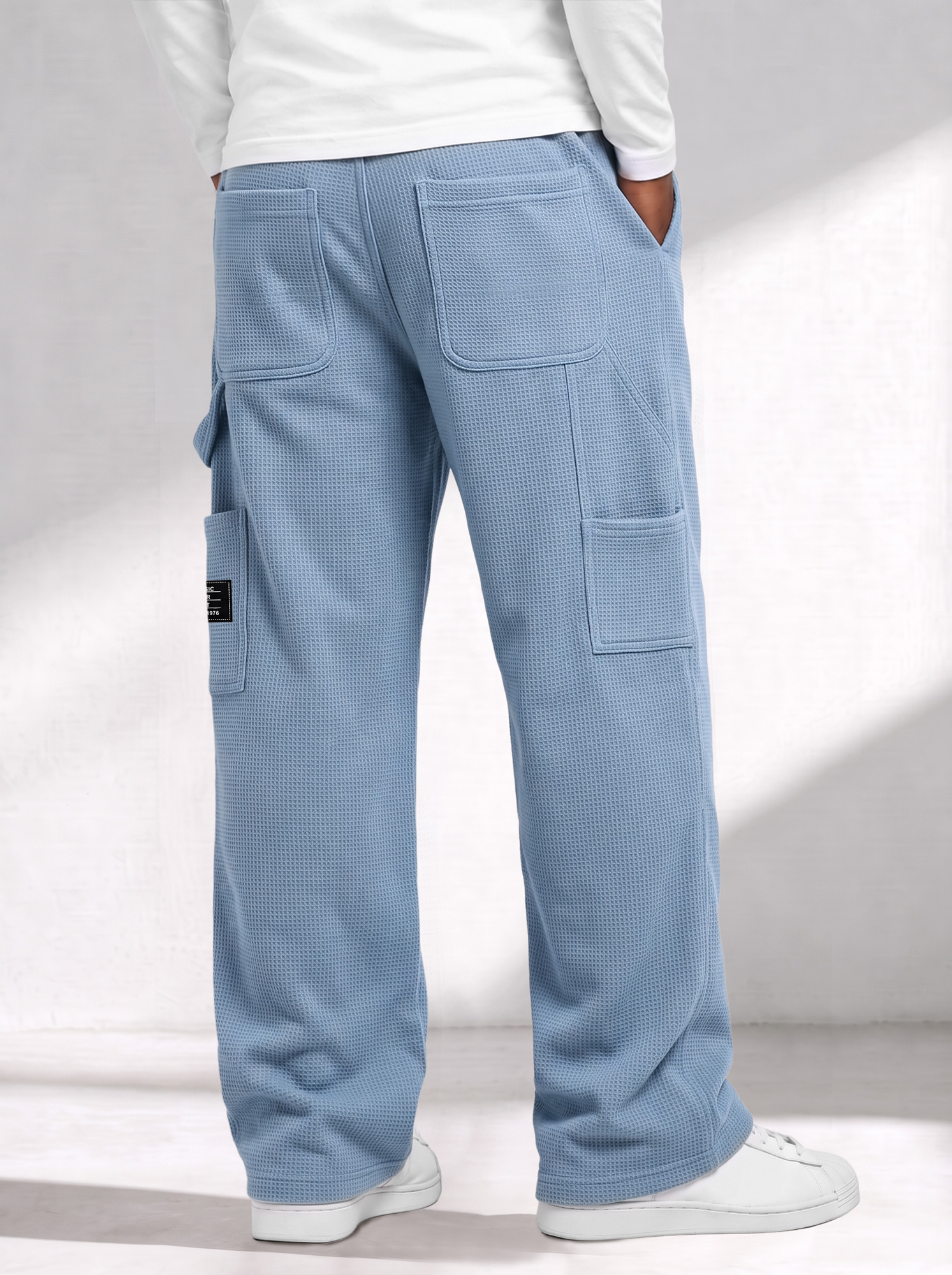Men's Waffle-Knit Casual Cargo Pants with Multi-Pockets and Embroidered Logo