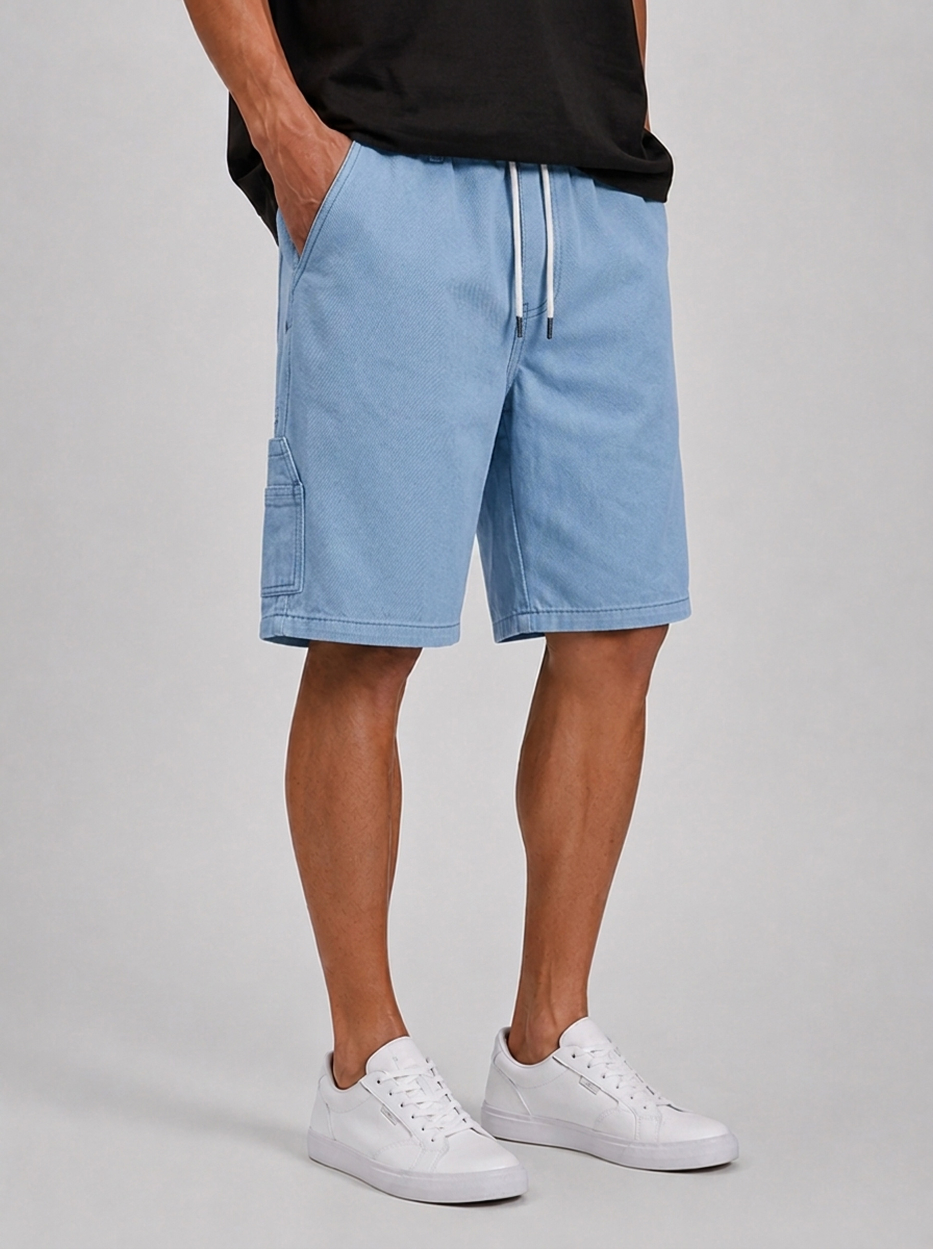 Men's Casual Solid-Color Cargo Shorts with Multiple Pockets and Embroidered Logo